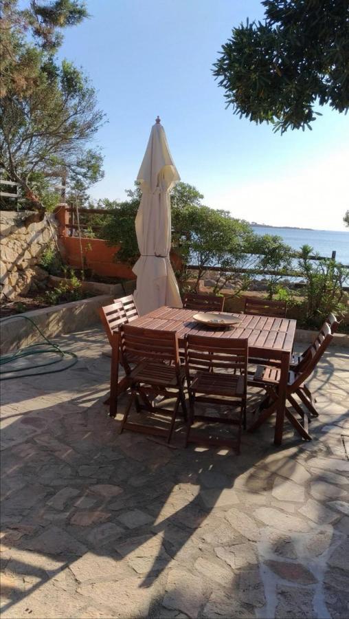Villa Vera Trifamigliare Con Ingresso Diretto 20 Mt Al Mare Clima Wi-Fi Bbq Cala Liberotto Bagian luar foto