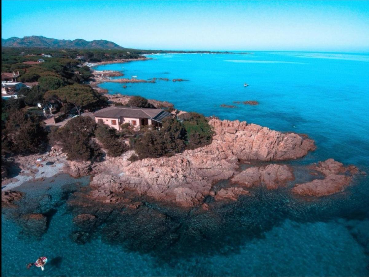 Villa Vera Trifamigliare Con Ingresso Diretto 20 Mt Al Mare Clima Wi-Fi Bbq Cala Liberotto Bagian luar foto